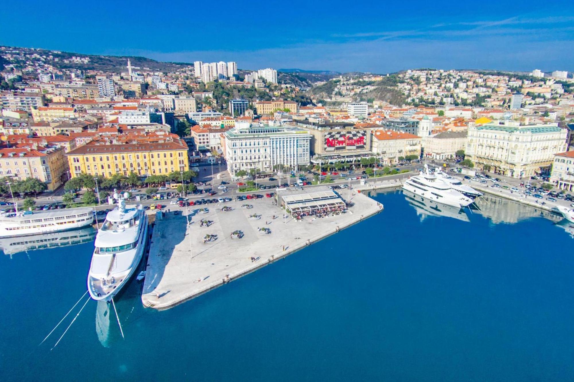 Apartments With A Parking Space Rijeka - 18146 Dış mekan fotoğraf